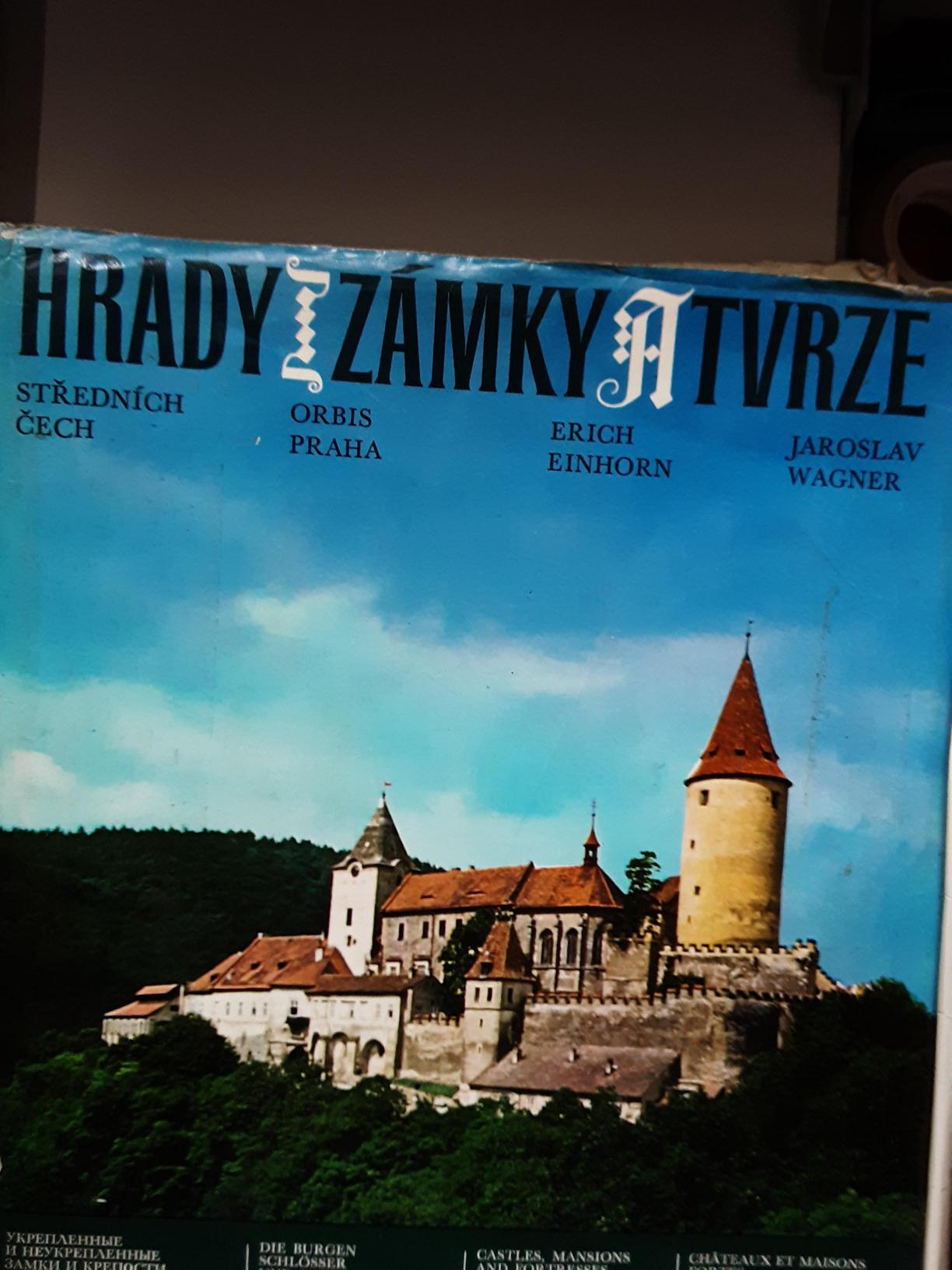 HRADY-ZÁMKY a TVRZE 5355